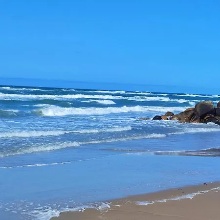 6 Person In Saltum-by Traum