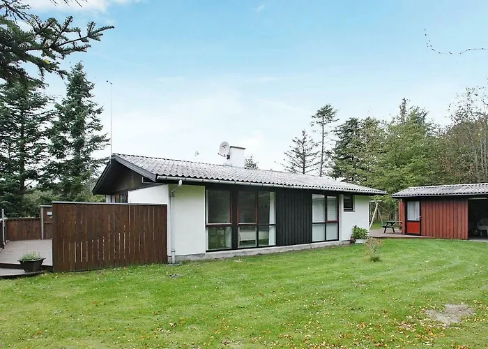 6 Person In Saltum-by Traum Saltum